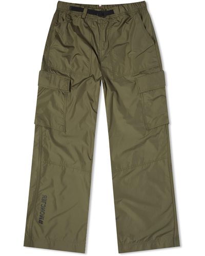 3 MONCLER GRENOBLE Cargo Trousers - Green