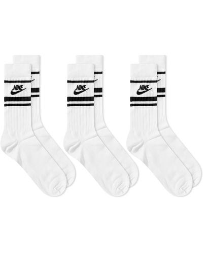 Nike Sportswear Essential Sock - White