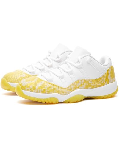 Nike W 11 Retro Low Sneakers - Yellow