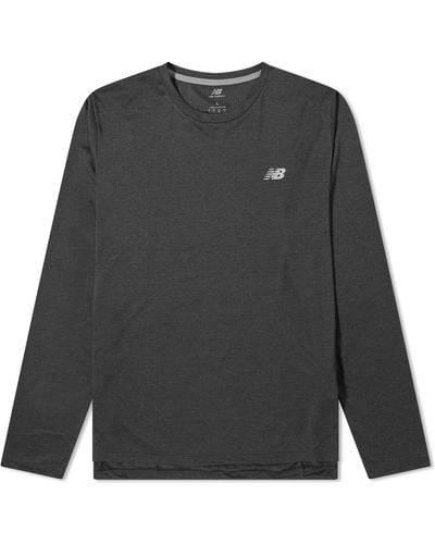 New Balance Nb Athletics Run Long Sleeve T-Shirt - Grey