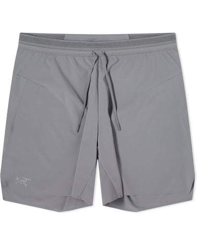 Arc'teryx Norvan 7" Shorts - Grey