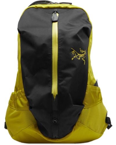 Arc'teryx Arro 16 Backpack - Multicolor