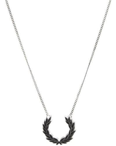 Fred Perry Laurel Wreath Necklace - Metallic