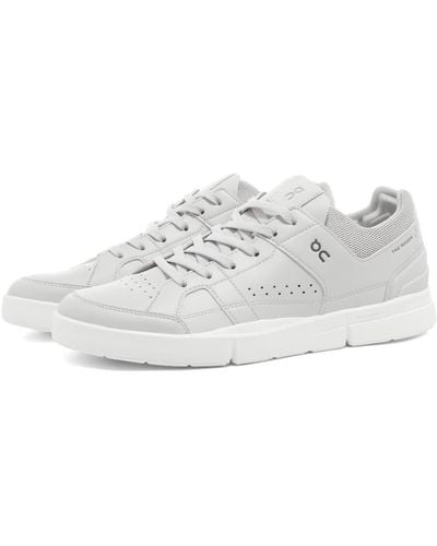 On Shoes The Roger Clubhouse Trainers - White