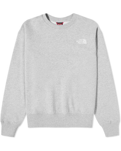 The North Face Essential Crew Sweat - Grey
