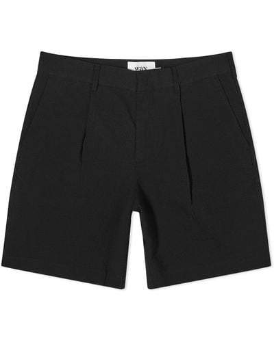 Wax London Linton Pleat Seersucker Shorts - Black