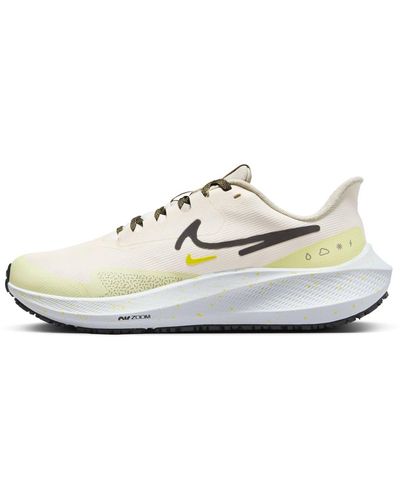 Nike Laufschuhe PEGASUS 39 SHIELD - Weiß