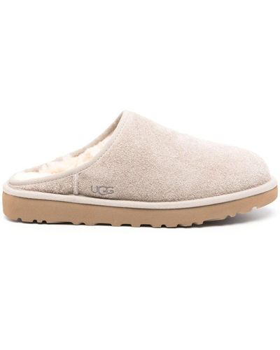 UGG M Classic Slip-On Shaggy Suede Shoes - White