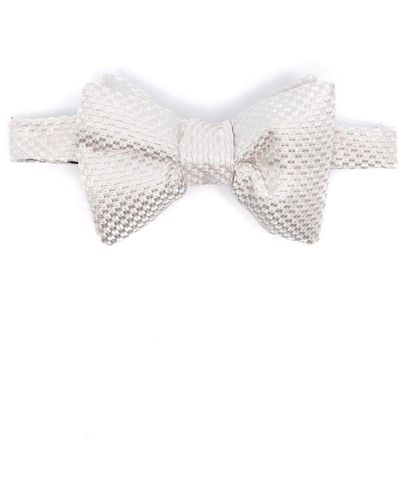 Tom Ford Textured-Finish Silk Bow Tie - White