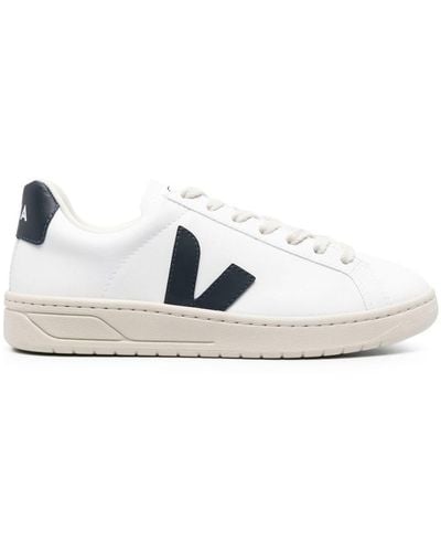 Veja Urca Low-Top Trainers - White