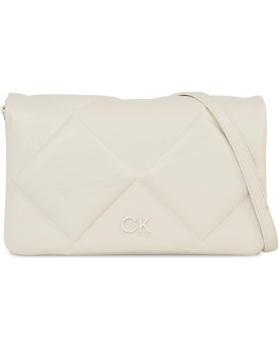 Calvin Klein Handtasche re-lock quilt shoulder bag k60k611021 dk ecru pc4 - Natur
