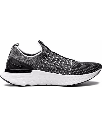 Nike React Phantom Run Flyknit "black/white" Sneakers