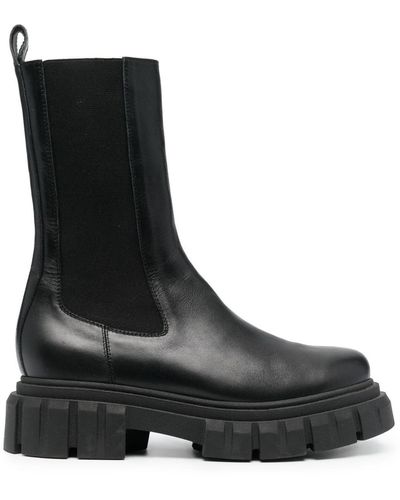 Dorothee Schumacher Chunky-sole Leather Chelsea Boots - Black