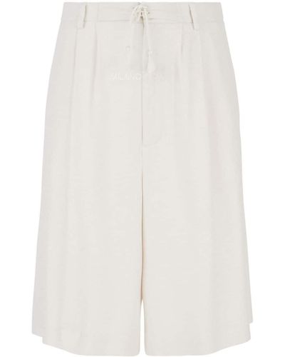 Gcds Logo-embroidered Pleated Bermuda Shorts - White