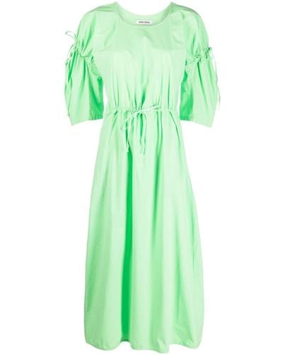 Henrik Vibskov Vestido midi Tapas con cuello en U - Verde