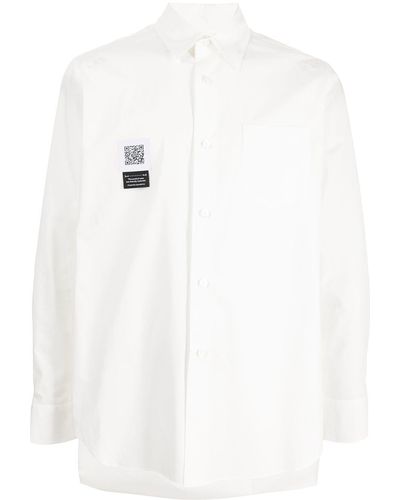 Fumito Ganryu Camisa drapeada con parche del logo - Blanco