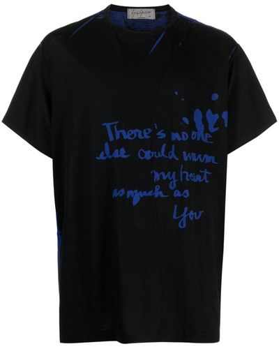 Yohji Yamamoto T-Shirt mit Text-Print - Schwarz