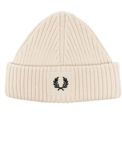 Fred Perry Logo-appliqué Ribbed Beanie - Natural