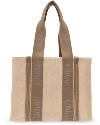 Chloé Mittelgroße Woody Handtasche mit Logo-Riemen - Natur