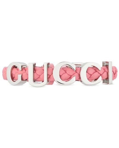 Gucci Bracelet en cuir à plaque logo - Rose