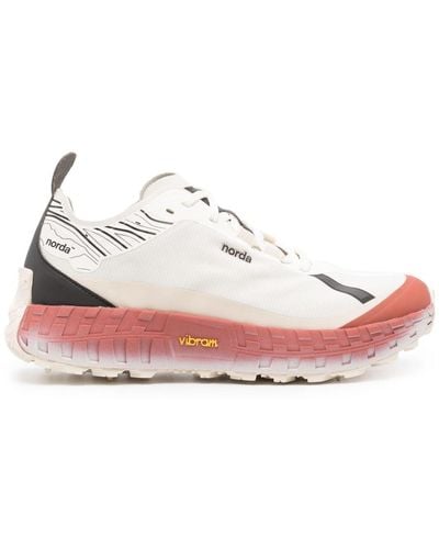 Norda 001 Performance Trainers - Pink