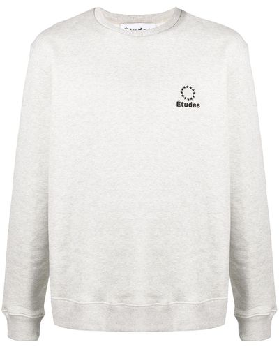 Etudes Studio Sweater Met Geborduurd Logo - Grijs