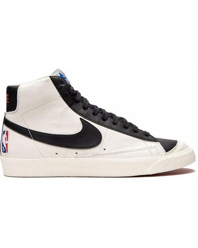 Nike X NBA Blazer MID '77 EMB Sneakers - Weiß