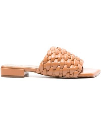 Souliers Martinez Aster Interwoven Leather Sandals - Pink