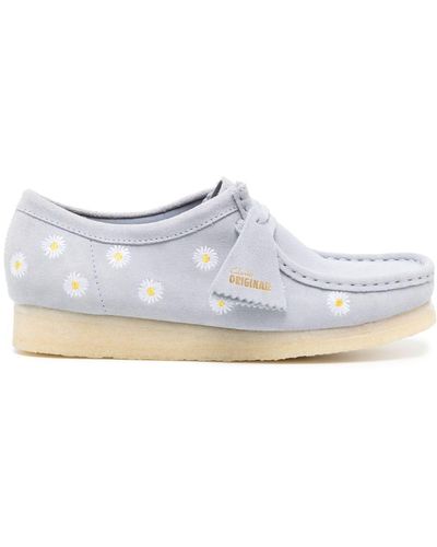 Clarks Wallabee Suede Lace-up Shoes - White