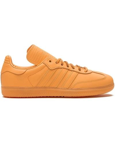 adidas "x Pharrell Williams Samba Humanrace ""orange"" Sneakers" - Oranje
