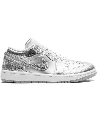 Nike Air 1 Low Se "metallic Silver" Sneakers - White