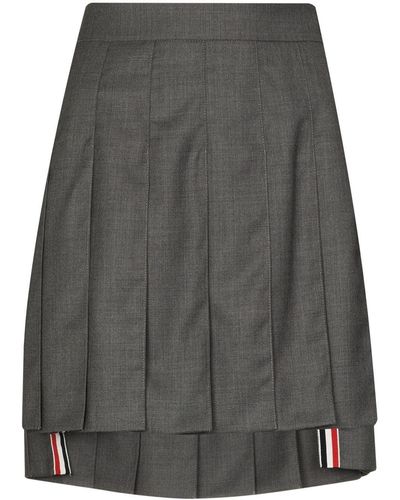 Thom Browne Dropped Back Mini Pleated Skirt - Gray