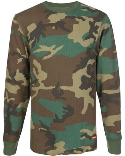 Supreme X Hanes Thermosshirt Met Camouflageprint - Groen