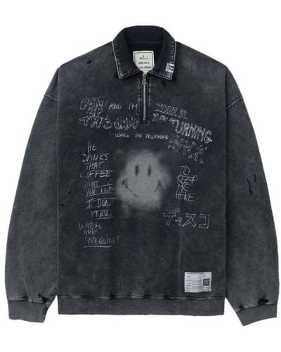Maison Mihara Yasuhiro Sweater Met Halve Rits En Print - Zwart