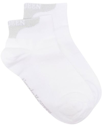 Alexander McQueen Intarsia Logo Ankle Socks - White