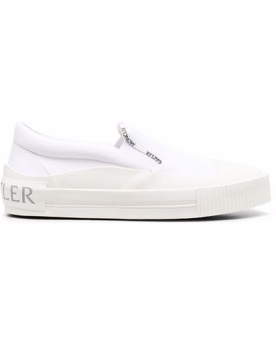 Moncler Sneakers Met Logo Afwerking - Wit