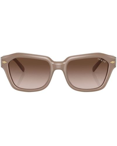 Vogue Eyewear Logo-print Tinted Sunglasses - Brown