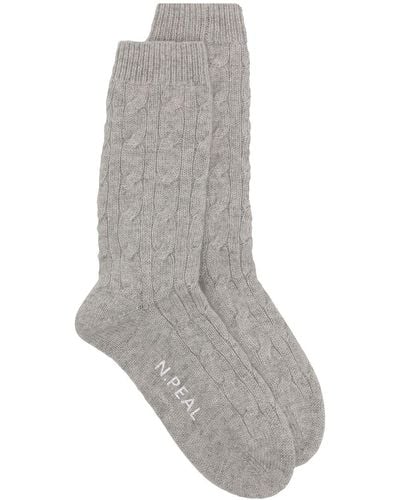 N.Peal Cashmere Socken mit Zopfmuster - Grau