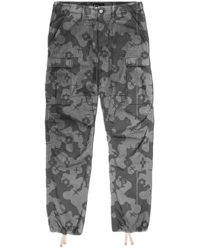 Purple Brand Pantalon cargo P503 à imprimé camouflage - Gris