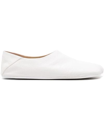 MM6 by Maison Martin Margiela Asymmetric-toe Leather Loafers - White