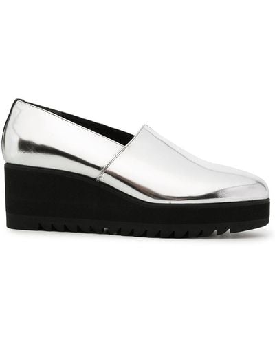 Onitsuka Tiger Wedge-s Patent Leather Loafers - Metallic