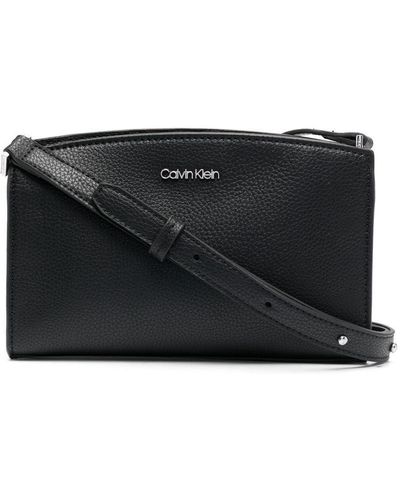 Calvin Klein ロゴプレート ショルダーバッグ - ブラック