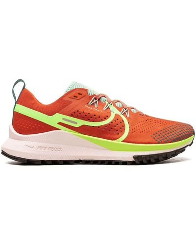 Nike "pegasus Trail 4 ""mantra Orange"" Sneakers" - Oranje
