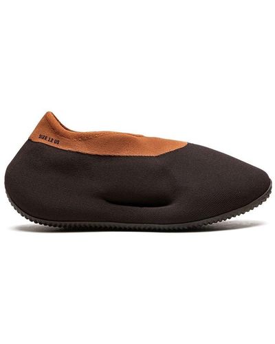 Yeezy Yeezy Gebreide Hardloop "stone Carbon" Sneakers - Bruin