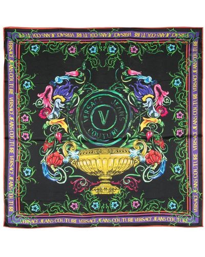 Versace Jeans Couture Logo-print Detail Scarf - Green