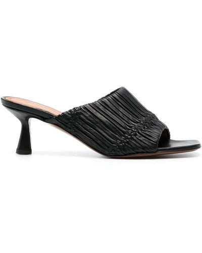 Atp Atelier Caserta 75 Plissé Sandals - Black
