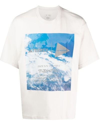 adidas T-Shirt mit grafischem Print - Blau
