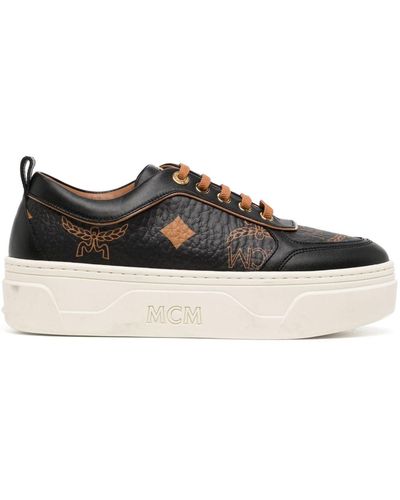 MCM Sneakers mit Muster - Schwarz