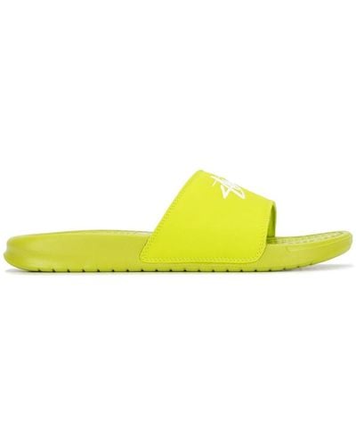 Nike Benassi x Stussy claquettes à logo - Vert