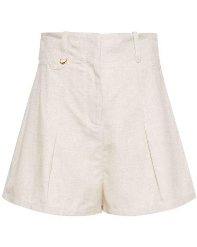 Jacquemus Le Short Bari Pleated Shorts - Natural